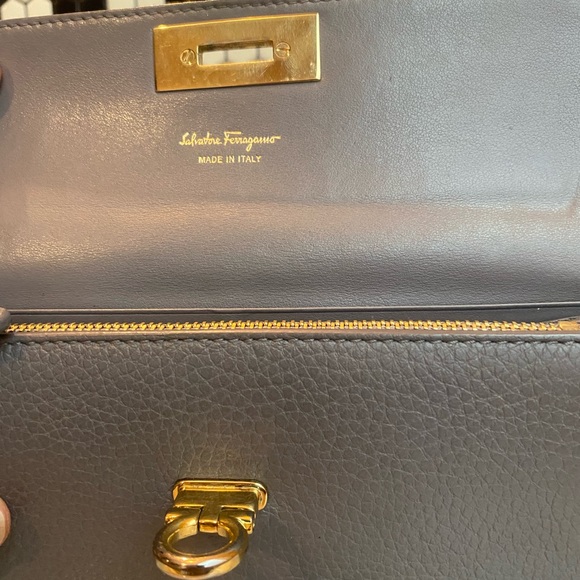 EUC Salvatore Ferragamo Wallet - Picture 6 of 8